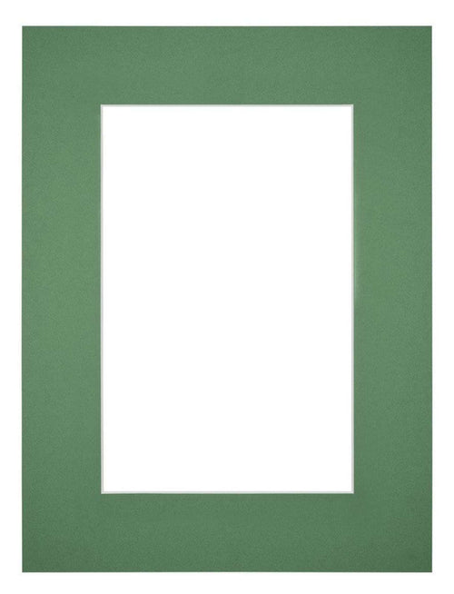 Passe Partout 45x60cm Carton Green Forest Edge 6cm Straight Front | Yourdecoration.com