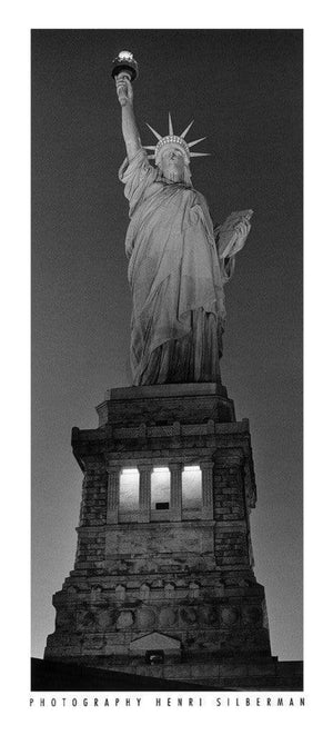 Henri Silberman Statue of Liberty Art Print 22x50cm | Yourdecoration.com